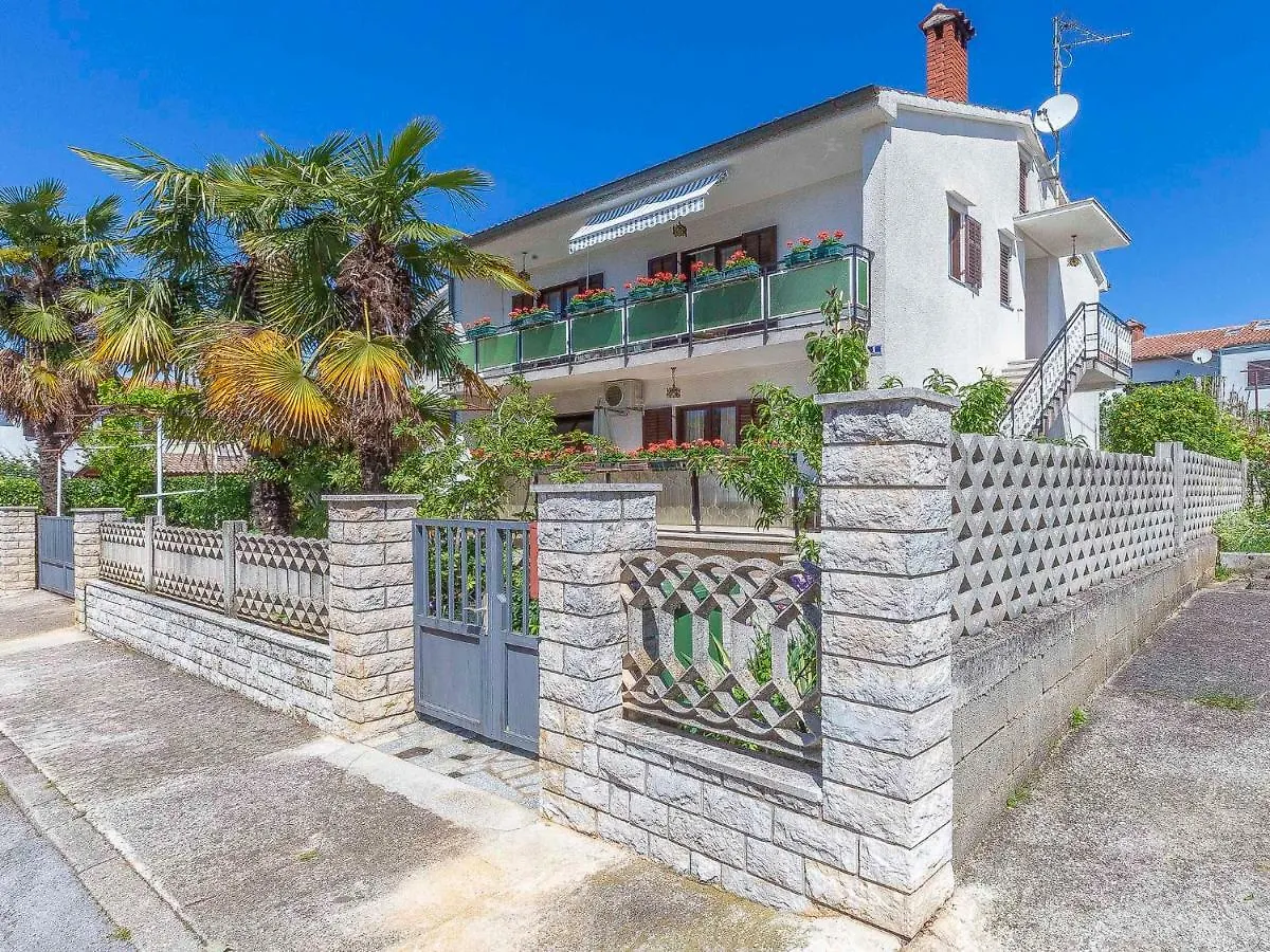 Mira Apartment Porec